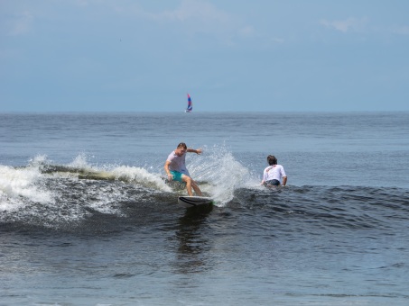 20240912-Surfing-North-Jetty