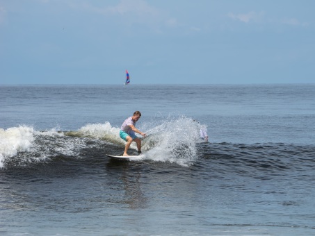 20240912-Surfing-North-Jetty