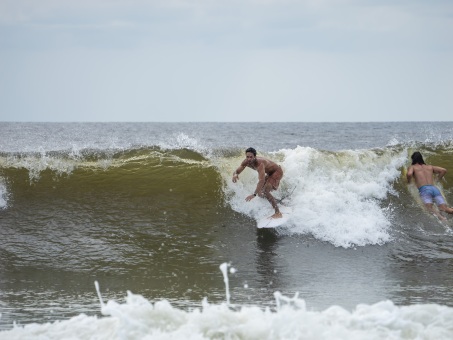 20240912-Surfing-North-Jetty