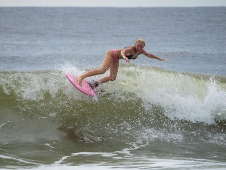 20240912-Surfing-North-Jetty