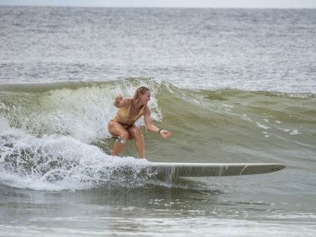 20240912-Surfing-North-Jetty