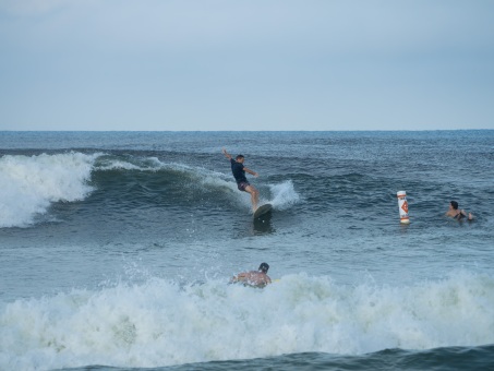 20240912-Surfing-North-Jetty