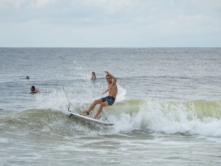 20240912-Surfing-North-Jetty