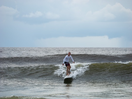 20240912-Surfing-North-Jetty