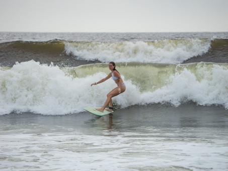 20240912-Surfing-North-Jetty