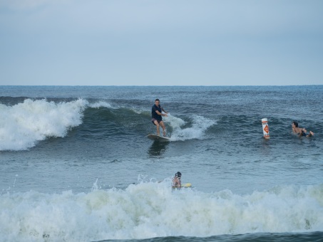 20240912-Surfing-North-Jetty