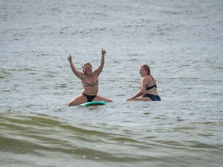 20240912-Surfing-North-Jetty