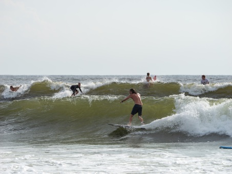 20240912-Surfing-North-Jetty