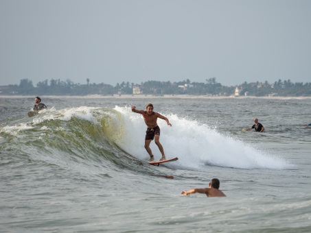 20240912-Surfing-North-Jetty