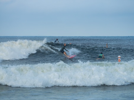 20240912-Surfing-North-Jetty