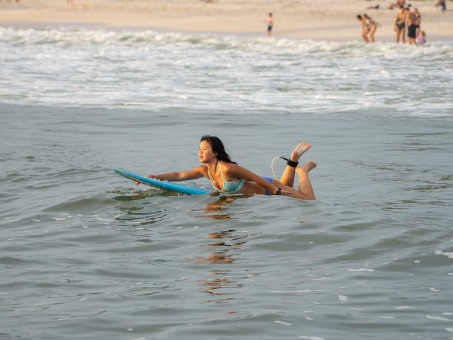 20240912-Surfing-North-Jetty