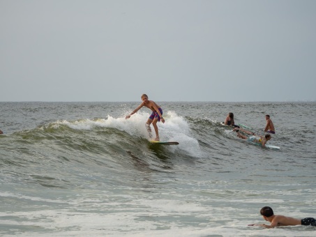 20240912-Surfing-North-Jetty