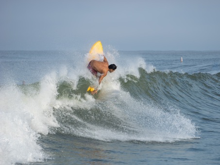 20240912-Surfing-North-Jetty