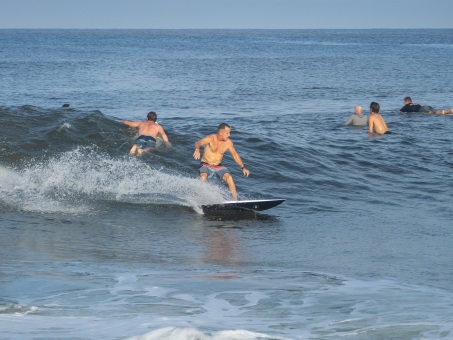 20240912-Surfing-North-Jetty