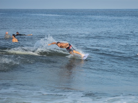 20240912-Surfing-North-Jetty